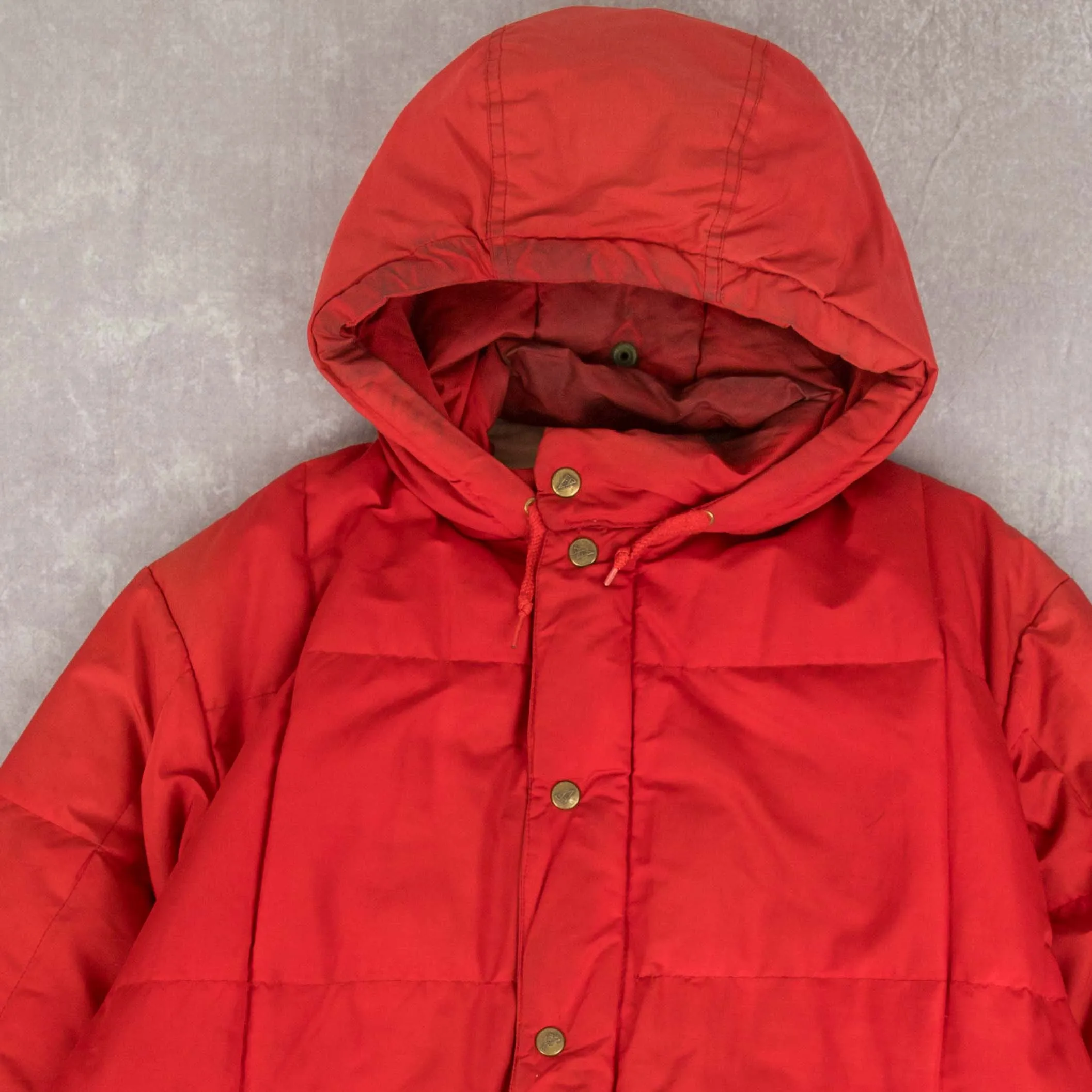 MEN'S VINTAGE 1990S EDDIE BAUER GOOSE DOWN QUILTED HOODED JACKET - LARGE